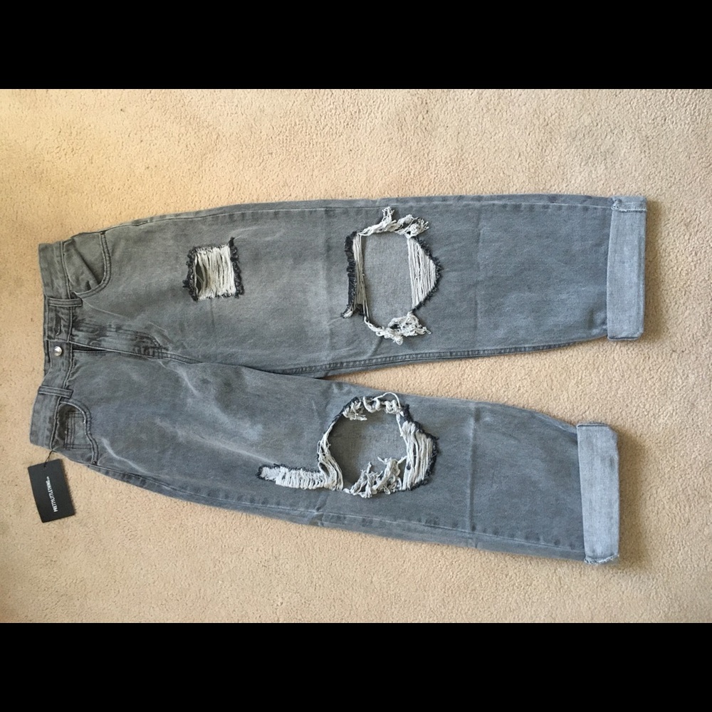 PRETTY LITTLE THING JEANS